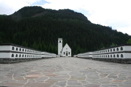 Italian War Cemetery Pian di Salesei #3