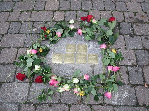 Stolpersteine Untere Hauptstrae 3