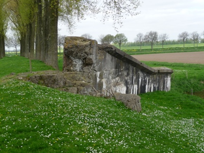 German Tank Barrier Lage Zwaluwe #4