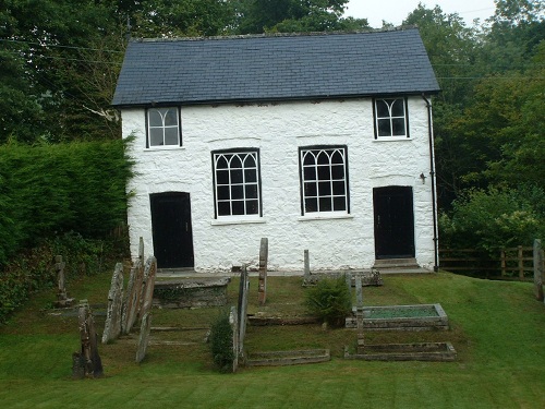 Commonwealth War Grave Carmel Congregational Chapelyard