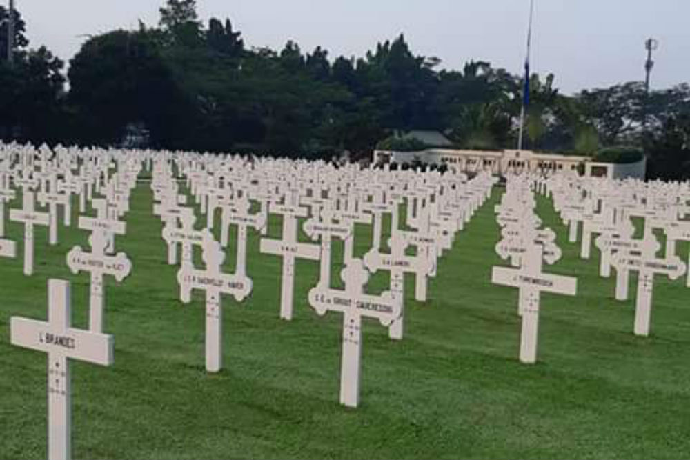 Dutch War Cemetery Menteng Pulo #1