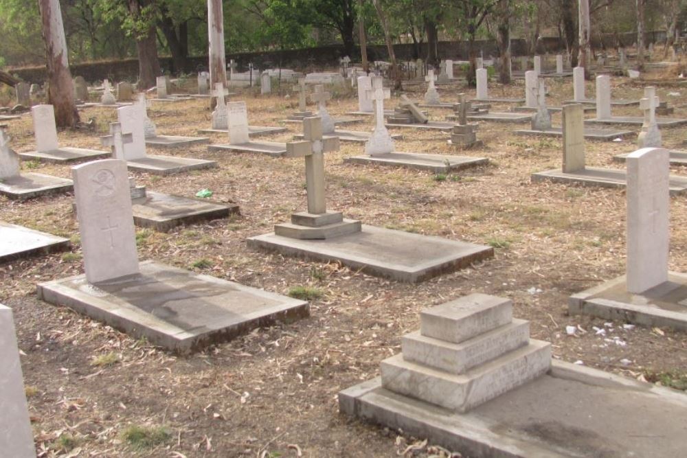 Oorlogsgraven van het Gemenebest Mhow New Cemetery #1