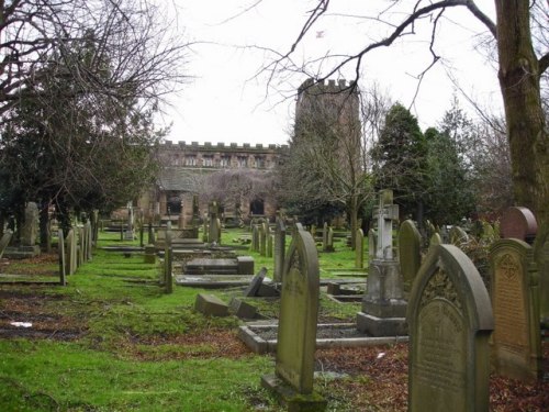 Oorlogsgraven van het Gemenebest St. Mary Churchyard #1