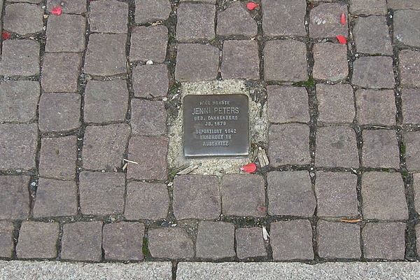 Stumbling Stone Lange Straße 17
