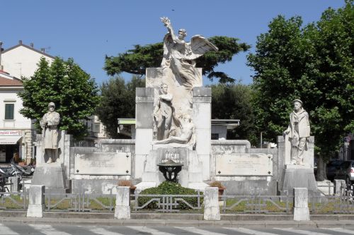 Monument Eerste Wereldoorlog Cecina #1