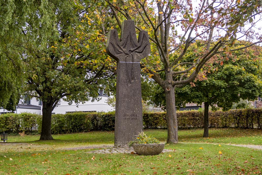 Oorlogsmonument Boich #1