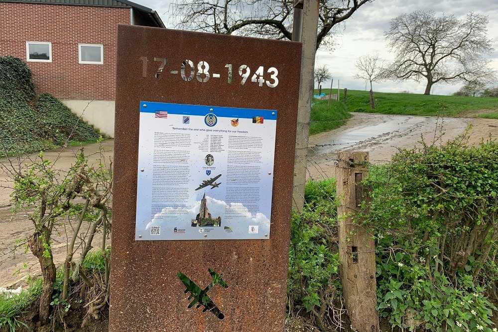 Memorial Crash Site B-17 Teuven #1