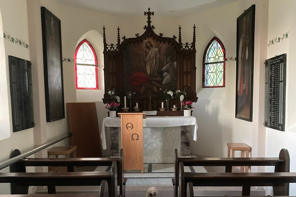 Memorial Chapel Auf Dem Hackelberg Zschen