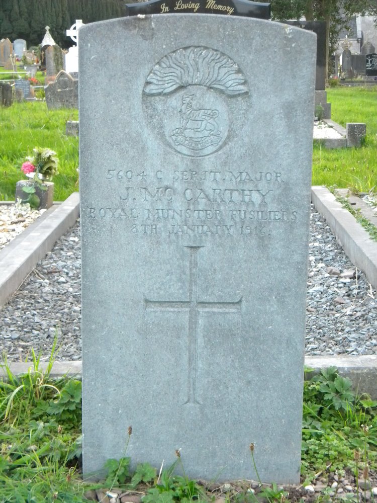 Oorlogsgraven van het Gemenebest Douglas Catholic Cemetery