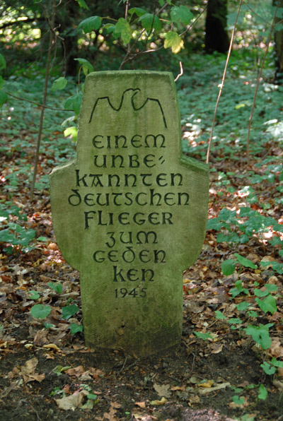 Duitse Oorlogsbegraafplaats Lbeck #4