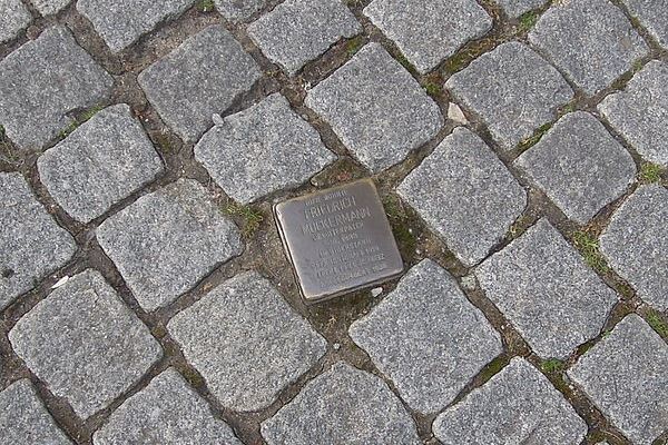 Stumbling Stone Lange Straße 79 #1