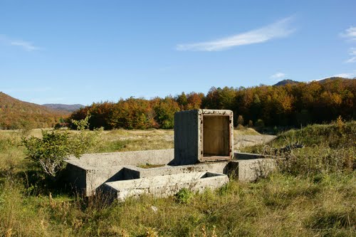 Alpenmuur - Waterput Trstenik