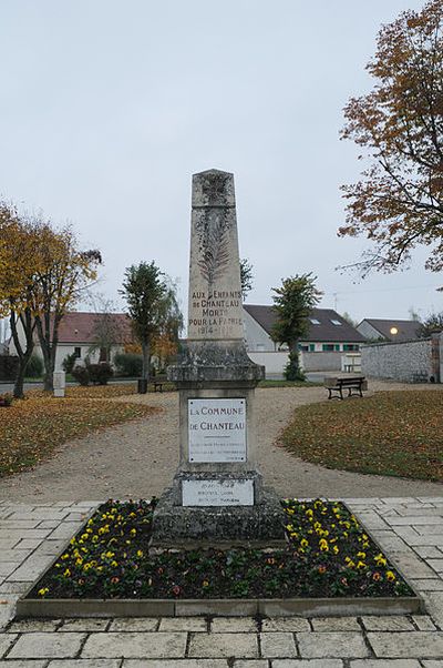 War Memorial Chanteau #1