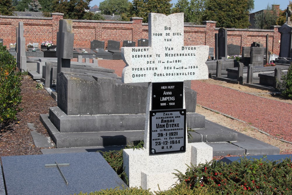 Belgian Graves Veterans Nederbrakel #1