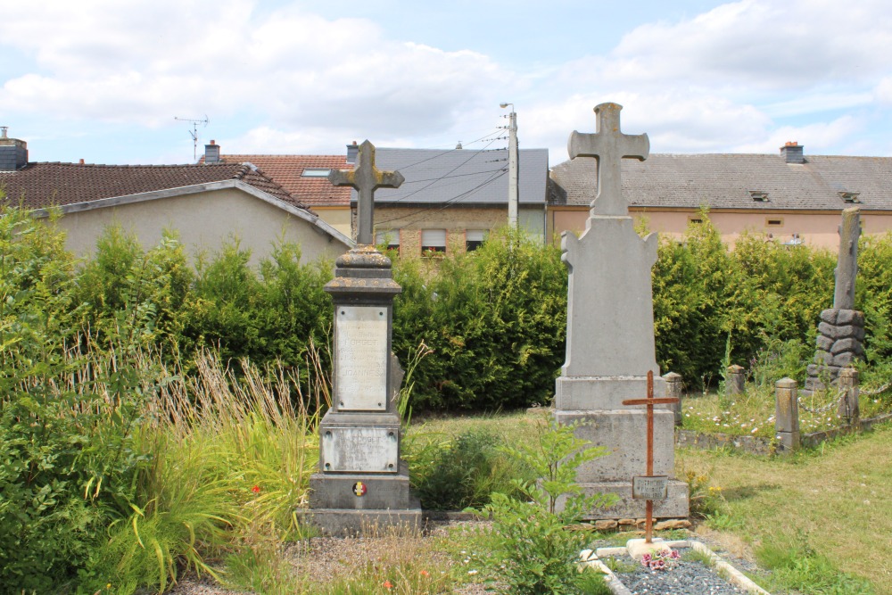 Belgische Oorlogsgraven Dampicourt
