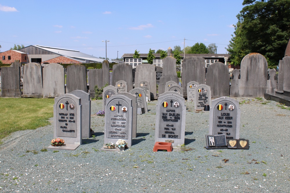 Belgian Graves Veterans Londerzeel Sint-Jozef #1
