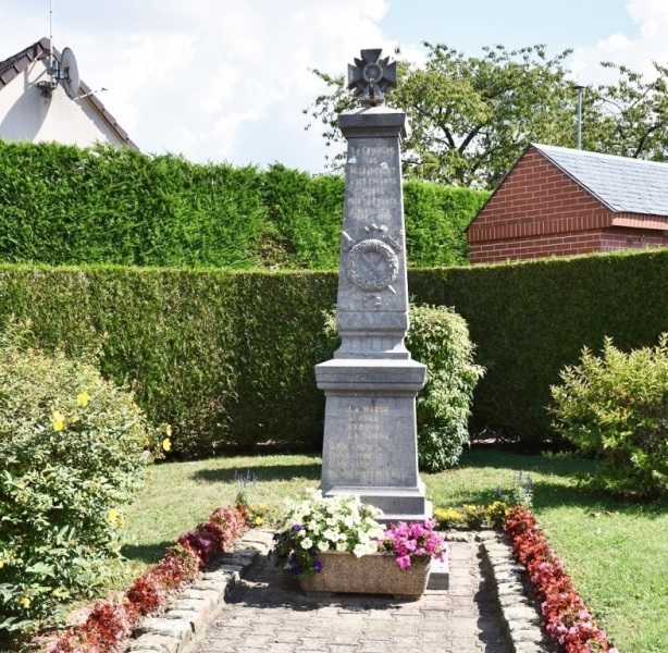 War Memorial Muirancourt #1