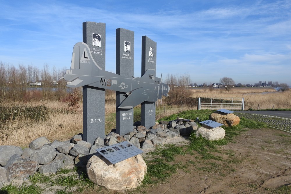 Monument B-17G 'Mission Belle' #2