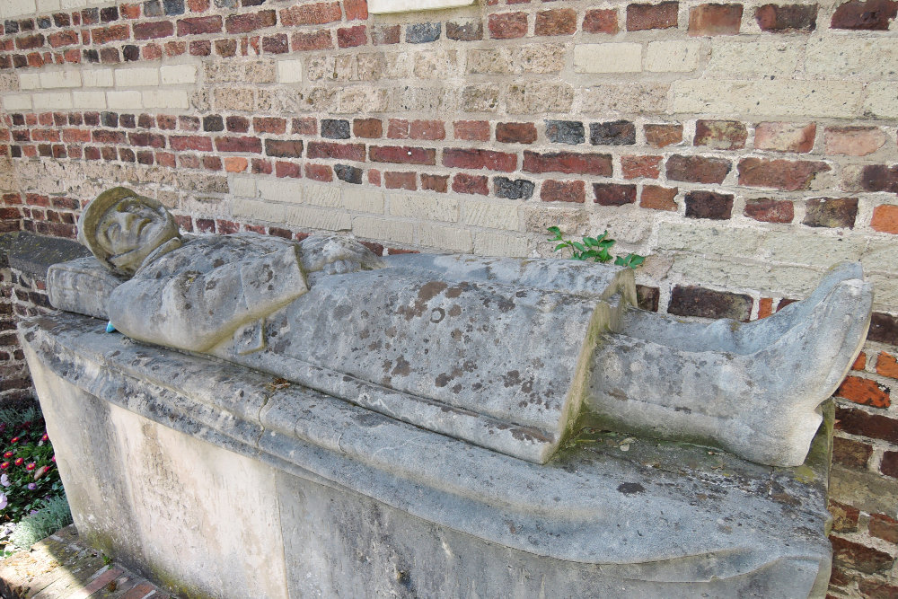 Oorlogsmonument Esch #4