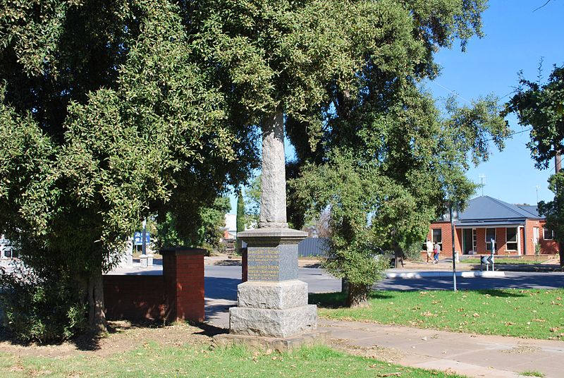Boer War Memorial Charlton #1
