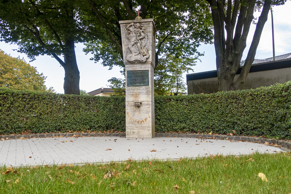 War Memorial Kckhoven #1