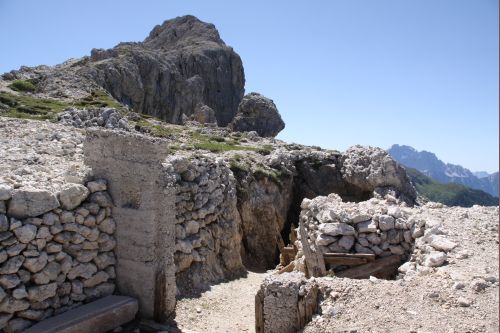 Loopgraven op de Hexenstein/Sasso di Stria #1