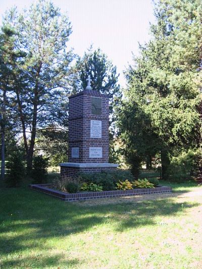 Oorlogsmonument Merzdorf #1