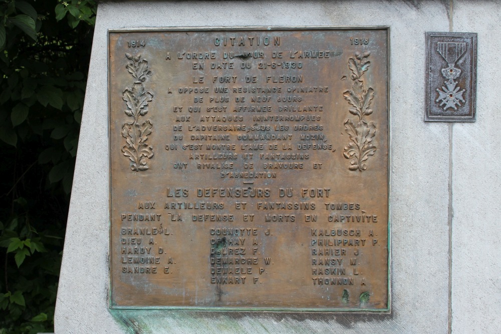 Monument Verdedigers Fort de Fléron #3