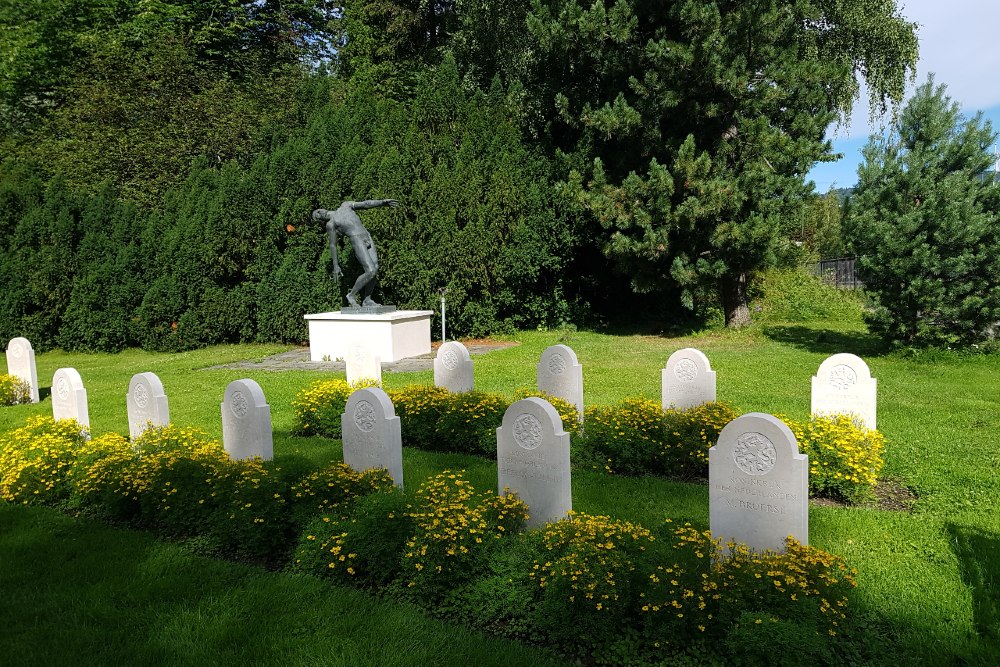 Dutch War Cemetery Oslo #4