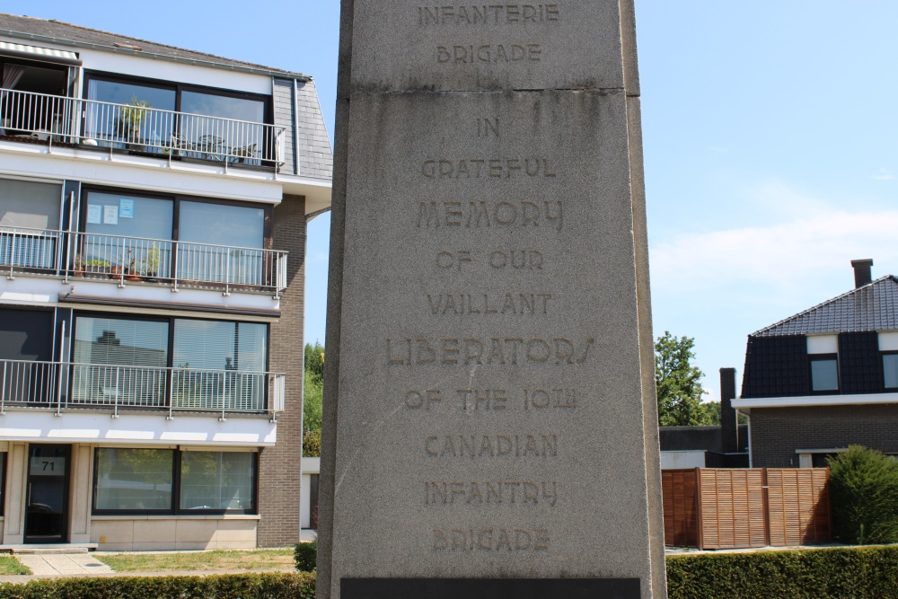 Monument 10de Canadese Infanteriebrigade Oostkamp #5