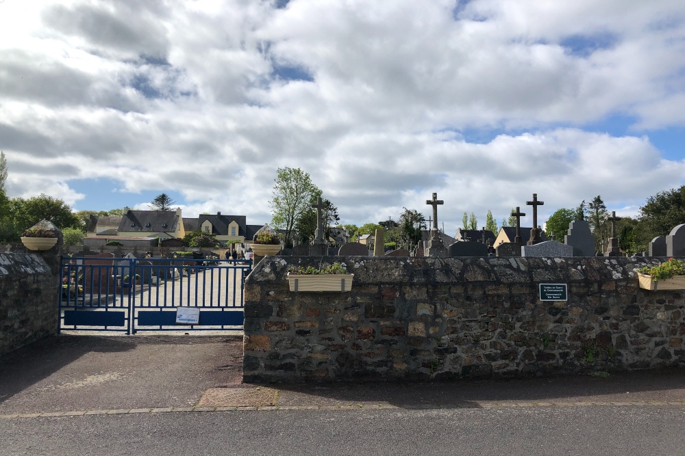 Commonwealth War Graves Lanvoc #1