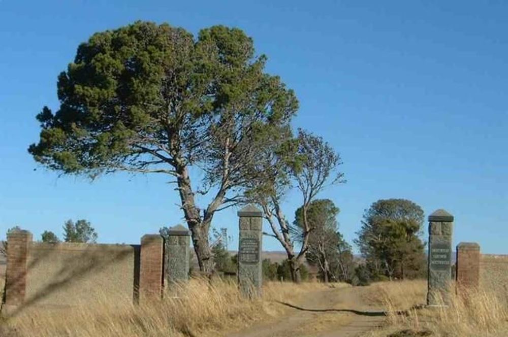 Oorlogsgraf van het Gemenebest Cathcart New Cemetery