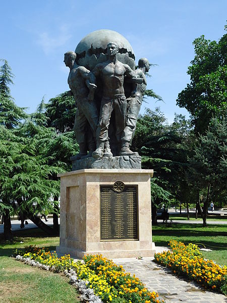 Monument gesneuvelde Macedonische Verdedigers #1