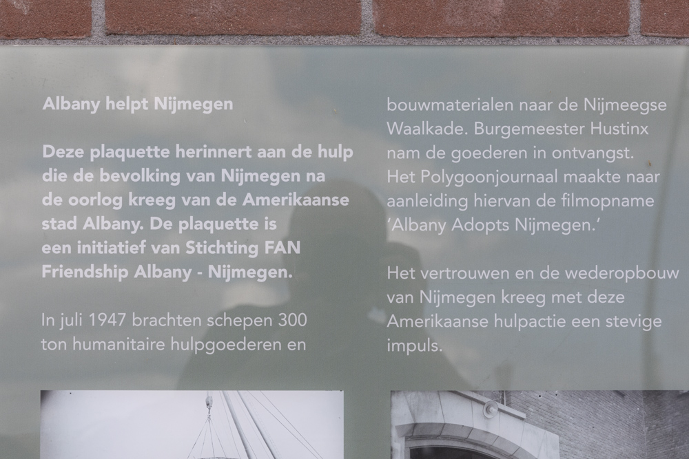 Gedenkteken Albany Helpt Nijmegen #1