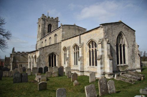 Oorlogsgraf van het Gemenebest St. John Churchyard