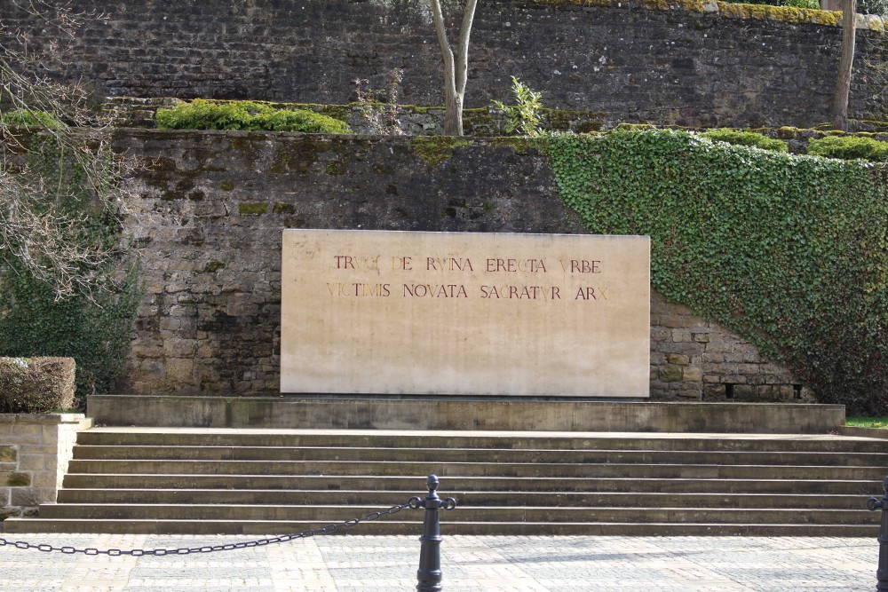 Oorlogsmonument Echternach #2