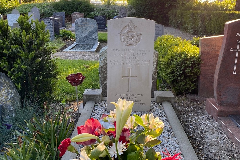 Commonwealth War Grave Cemetery East Andijk #2