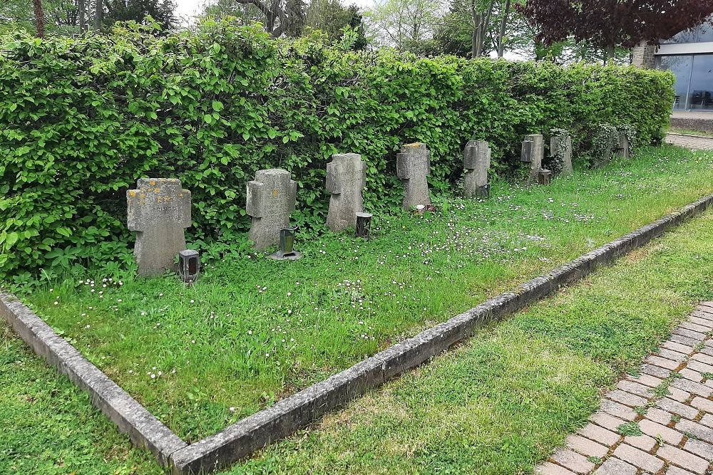 Graves War Victims Kommern #1