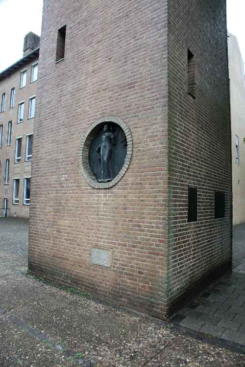 War Memorial Renkum #2