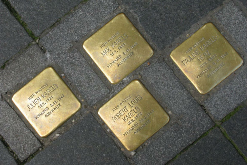 Stolpersteine Wolfstraat 12