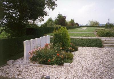 Commonwealth War Graves General Cemetery Hei- en Boeicop #5