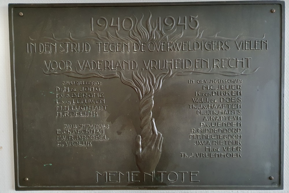 Memorial Victims Visser 't Hooft Lyceum Leiden #1