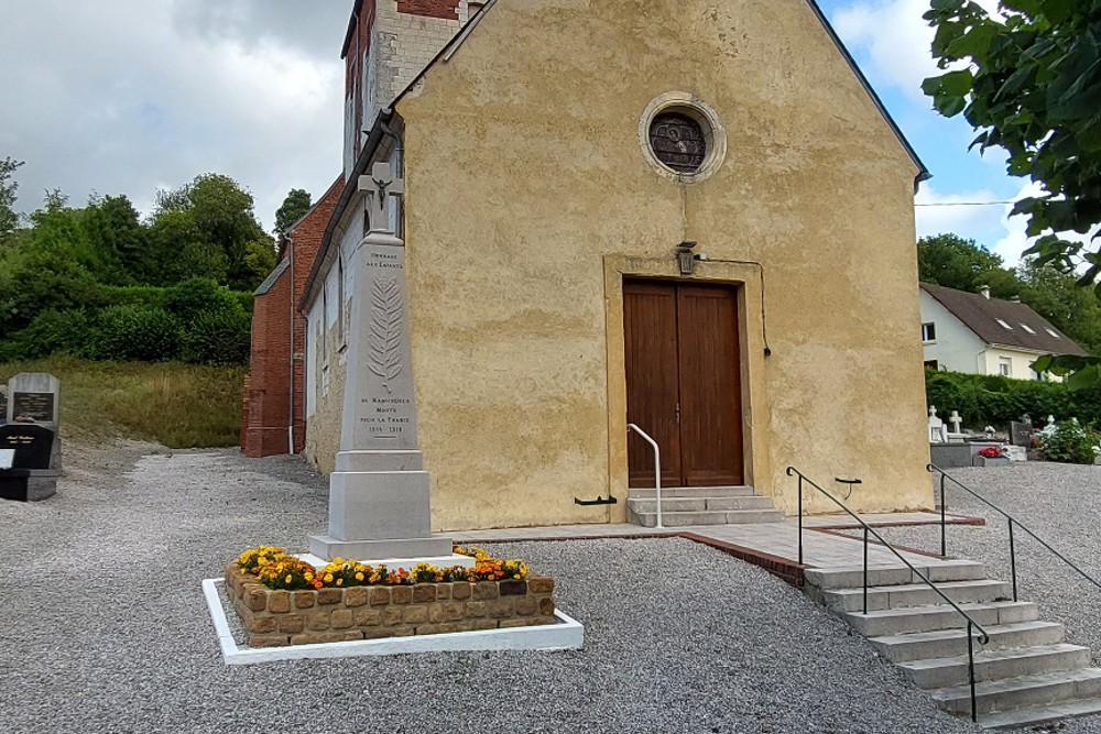 War Memorial Nabringhen #1