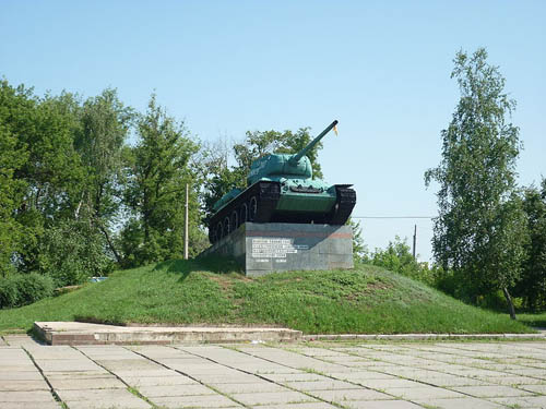 Bevrijdingsmonument (T-34/85 Tank) Uman #1