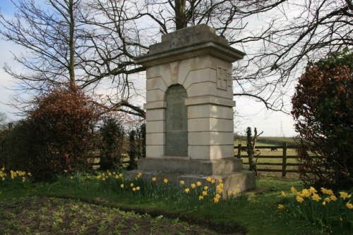 Oorlogsmonument Aberford #1