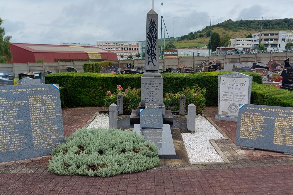 Oorlogsmonument Begraafplaats Neufchtel-en-Bray