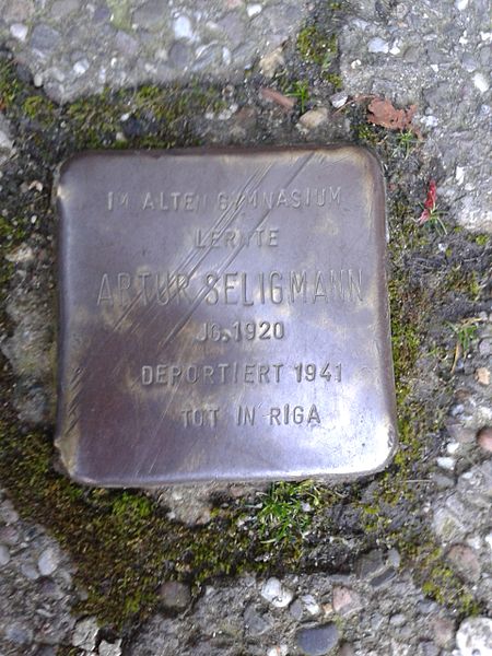 Stolperstein Pirzenthaler Strae 43 #1