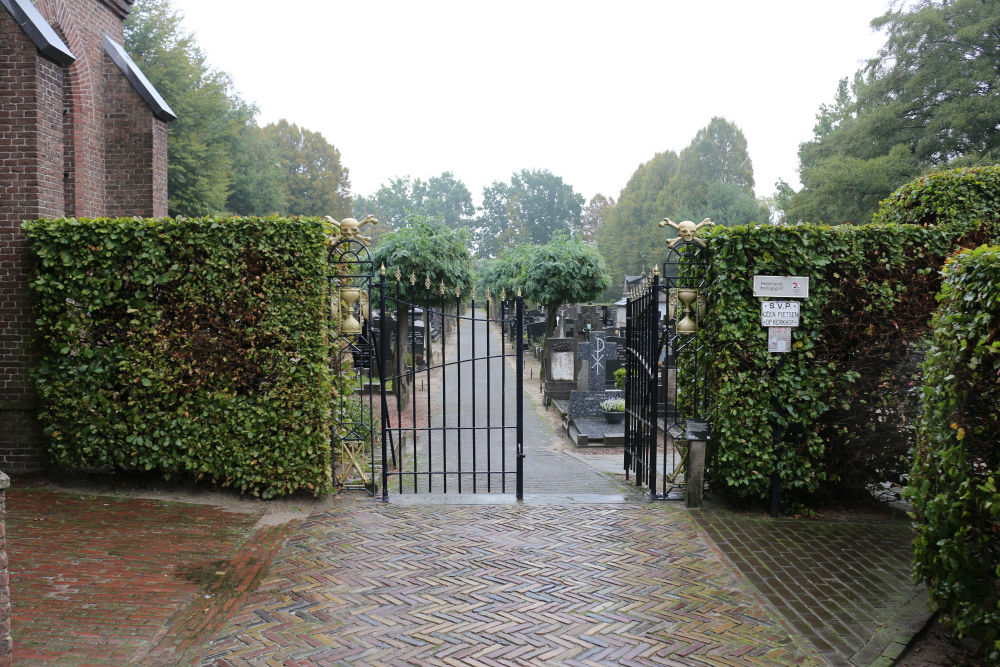 Nederlandse Oorlogsgraven Rooms Katholieke Begraafplaats Liempde