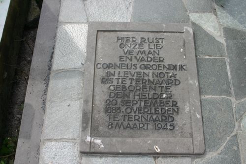 Nederlandse Oorlogsgraven N.H. Begraafplaats #3