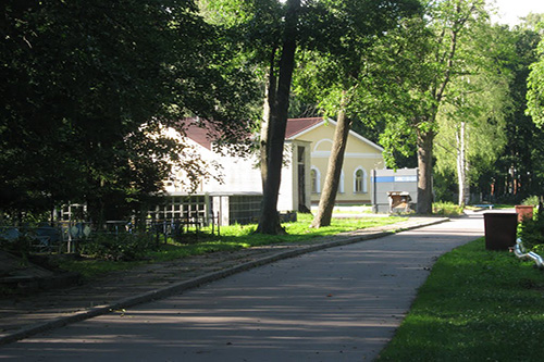 Russian & Soviet War Graves Kronstadt #1
